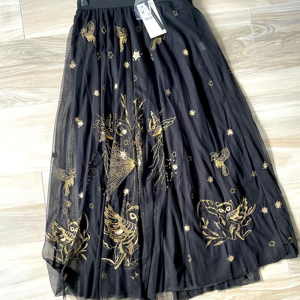 Long black skirt